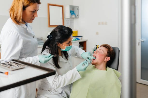 Best Emergency Dental Extractions in Garden City, MO